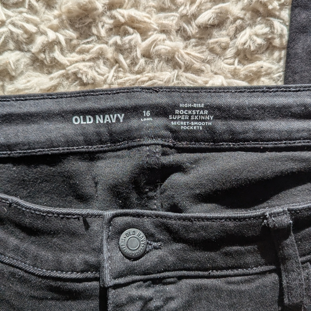 Black skinny jean high rise